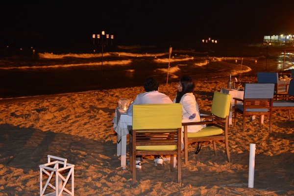Romantic Beach Dinner at Edde Sands